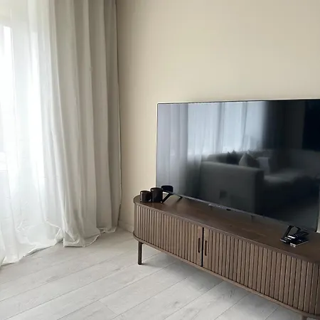 Elegant In Bergen- Private Outdoor Patio And Free Parking 아파트 *