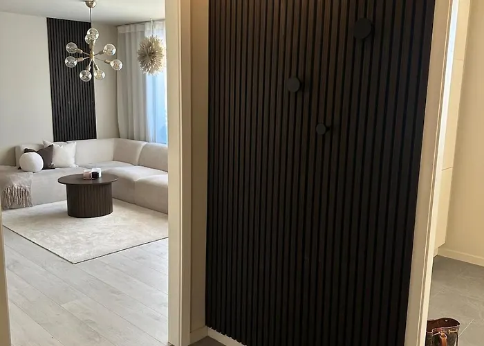 Apartment Elegant In Bergen- Private Outdoor Patio And Free Parking *